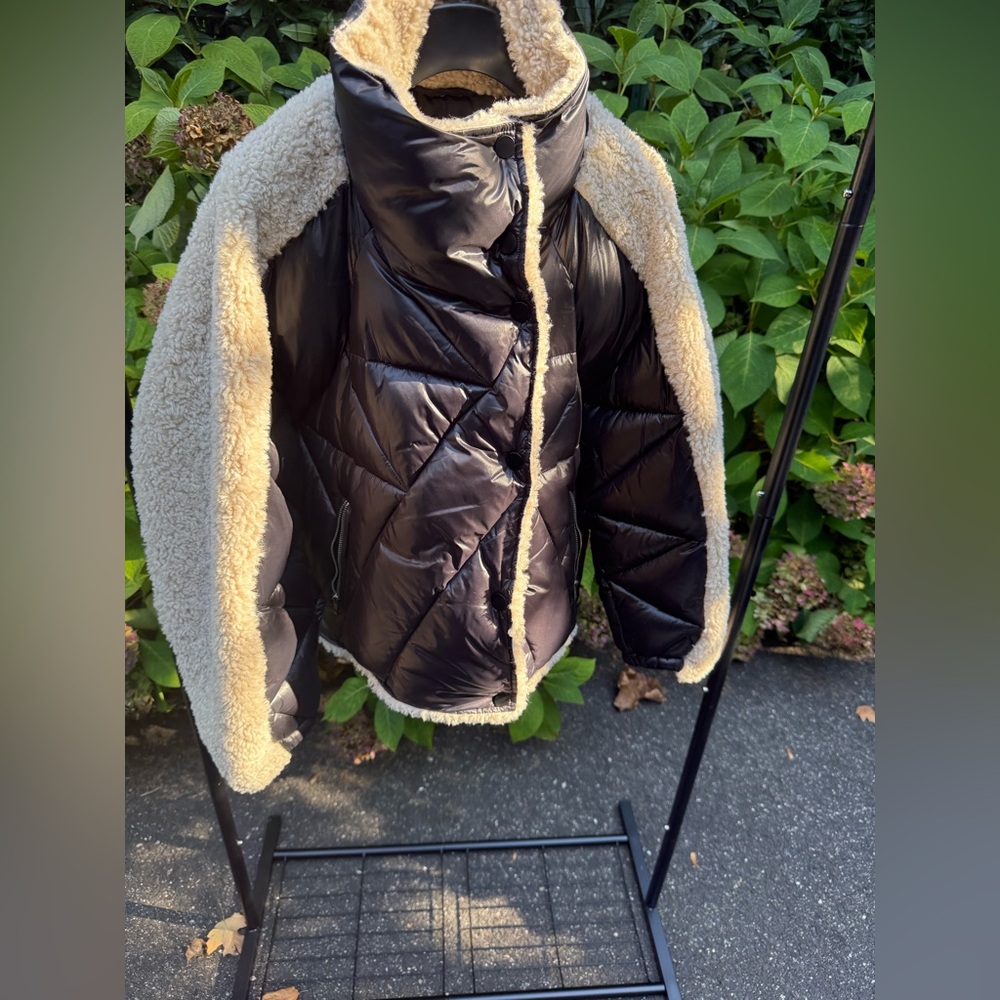 Heartloom Black Puffer Jacket with Cream Boucle lining